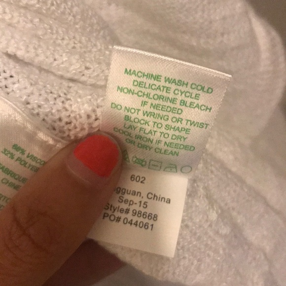 Lilly Pulitzer Women's White Linette Cardigan - Picture 7 of 8